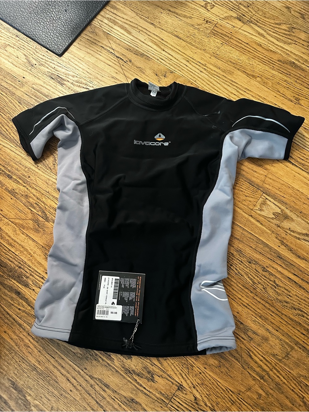 Lavacore Women’s Short Sleeve shirt- Black/Gray